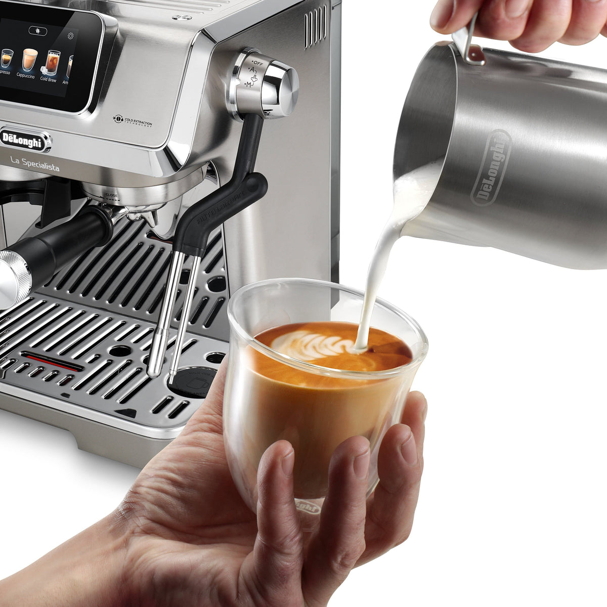 La Specialista Touch Espresso Machine with Cold Brew & Automatic Frothing