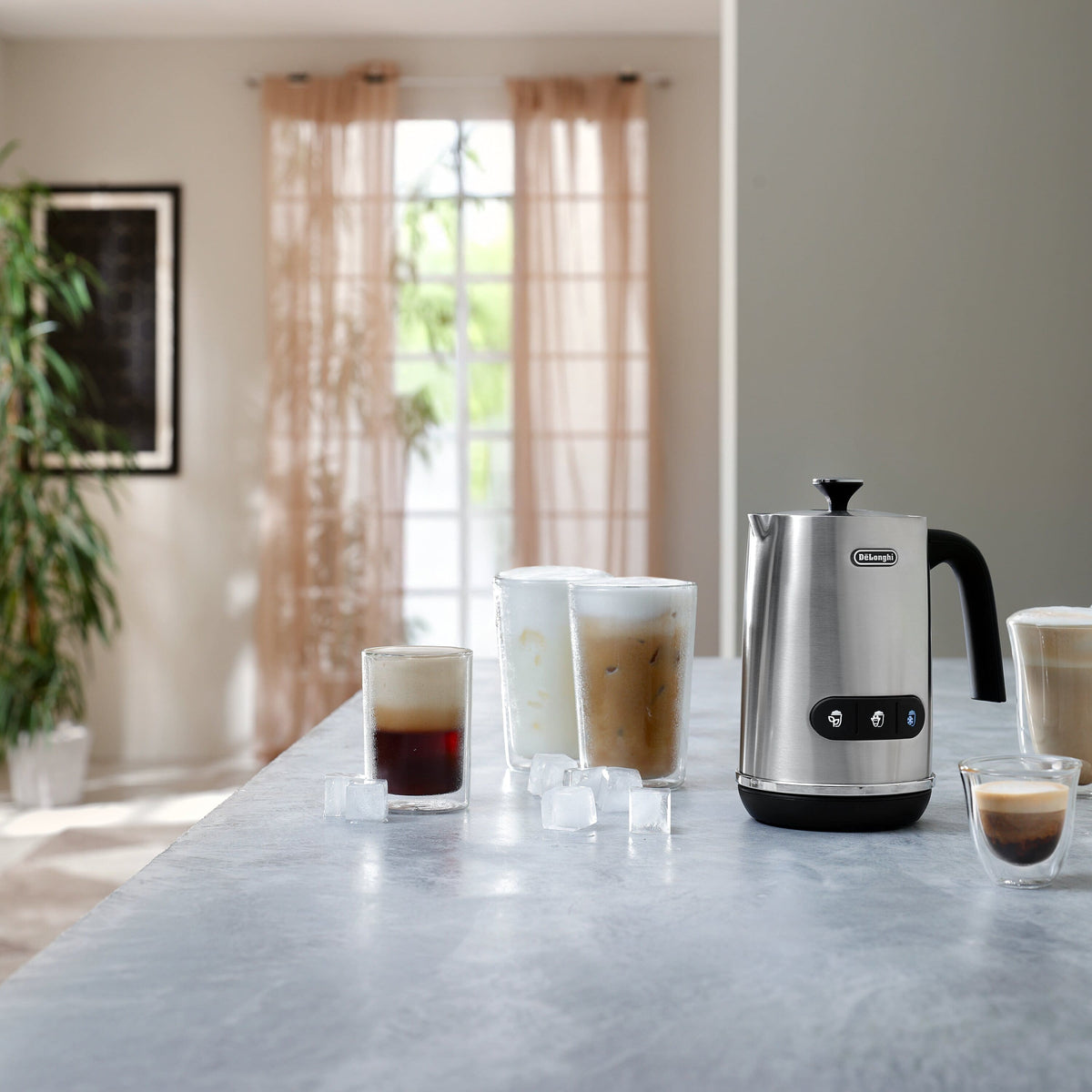 LatteMix Cold and Hot Frother for Dairy and Plant-based Milk